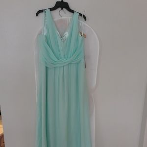 PROM/BRIDESMAID DRESS NWT